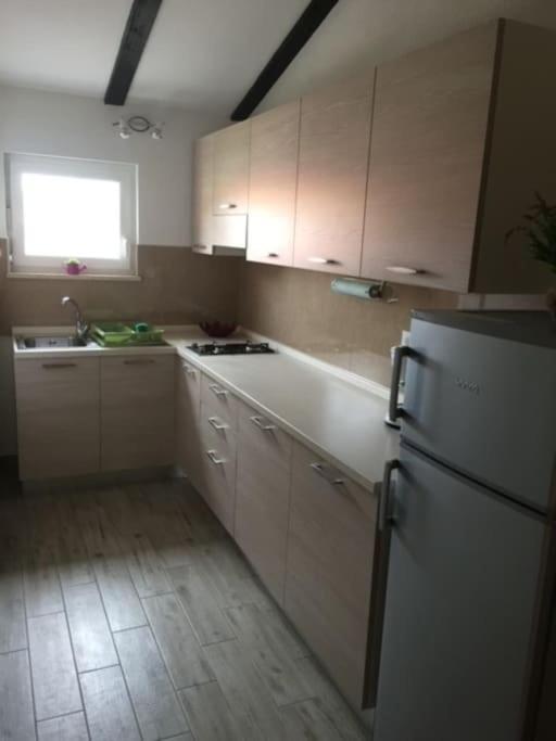 Apartment, 200M From Sea Brtonigla Luaran gambar