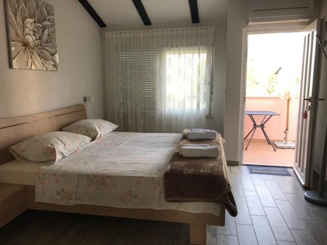 Apartment, 200M From Sea Brtonigla Luaran gambar