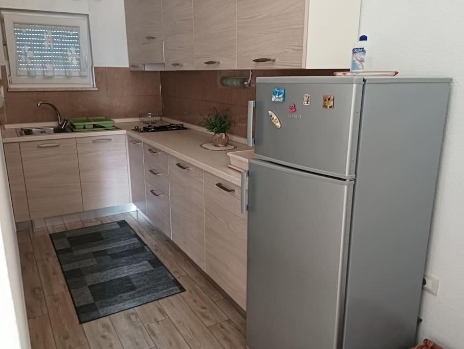 Apartment, 200M From Sea Brtonigla Luaran gambar